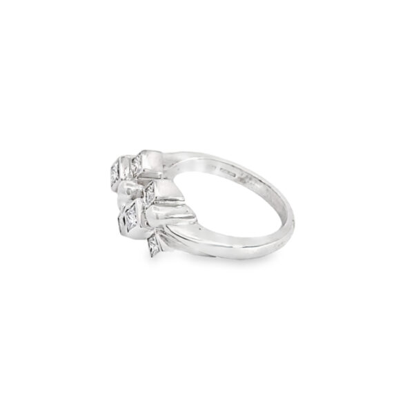 18ct White Gold Moroccan Town Ring