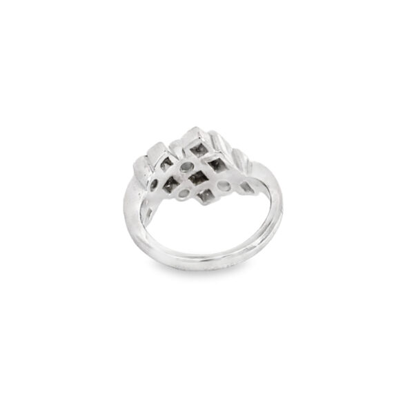 18ct White Gold Moroccan Town Ring