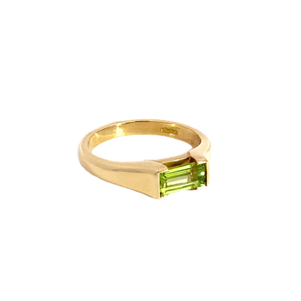 18ct Yellow Gold Peridot Ring